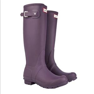 LIKE NEW Hunter brand: Huntress Field Boot